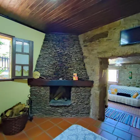 Casa Da Fonte - Branda Da Aveleira