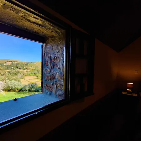 Casa Da Fonte - Branda Da Aveleira Ferienhaus Melgaço