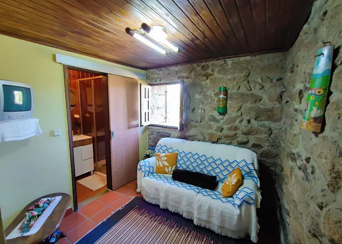 Casa Da Fonte - Branda Da Aveleira Hébergement de vacances *
