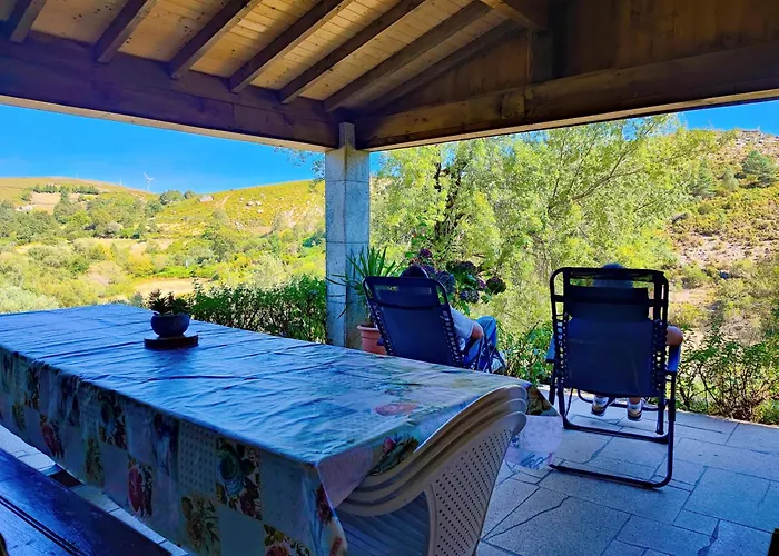 Casa Da Fonte - Branda Da Aveleira Ferienhaus Melgaço